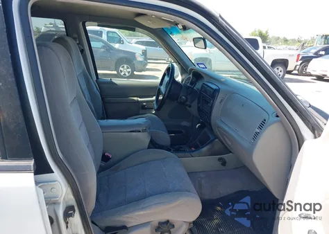 2000 Ford Explorer Xlt z USA, uszkodzony, nr VIN 1FMZU63E7YZA06774